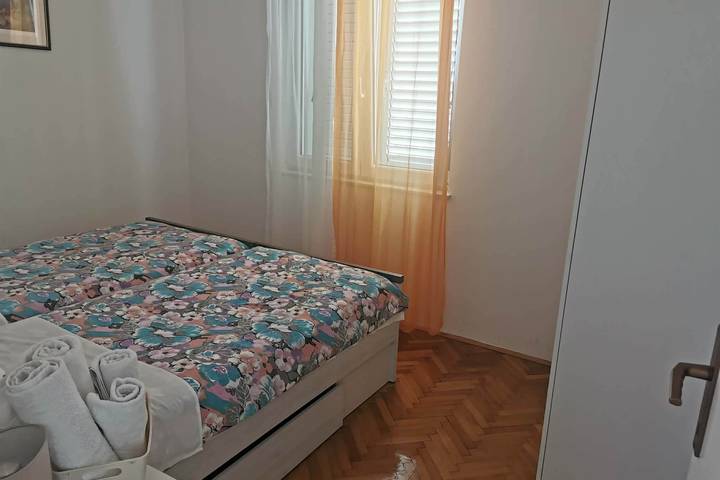 Ferienwohnung für 5 Personen, mit Balkon/Terrasse in Primosten