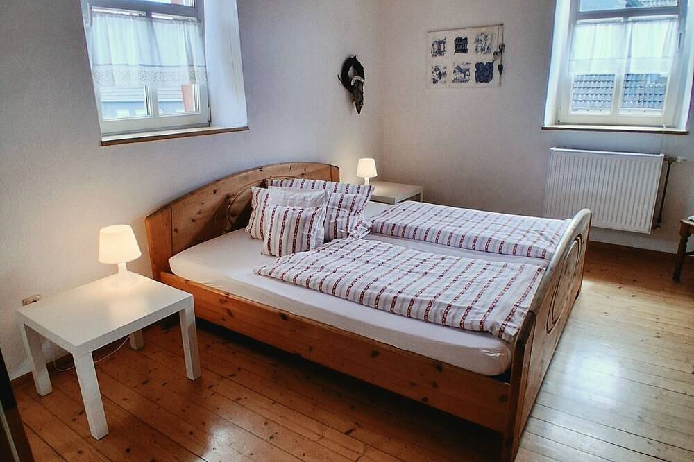 Vacation home for 12 guests, 250 m², in Udler in Udler, Vulkaan-Eifel