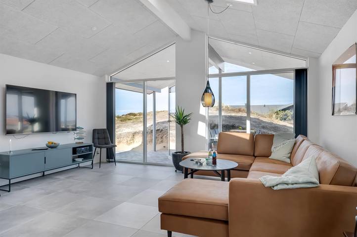 Ferienhaus für 12 Personen, mit Whirlpool und Terrasse sowie Sauna in Klitmøller - 2