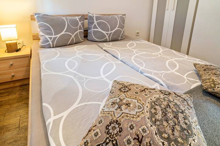 Apartamento entero, Apartamento vacacional "2" con vistas a la montaña, jardín compartido y Wi-Fi in Wallhausen, Distrito de Bad Kreuznach