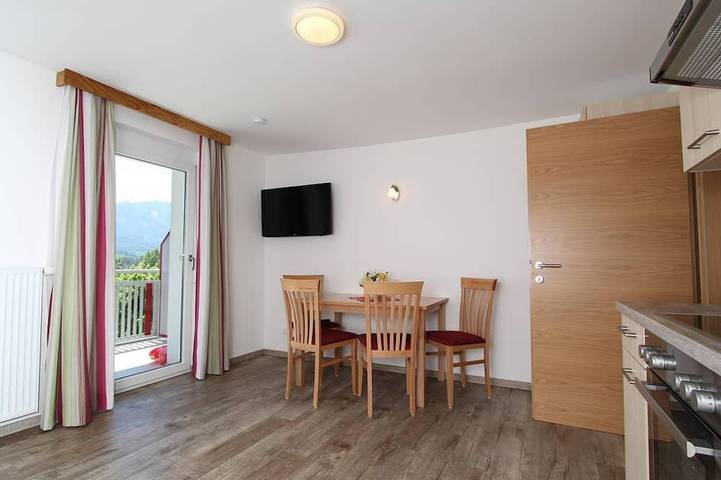 Chambre d’hôte pour 4 personnes, avec Jardin à Villach - 3