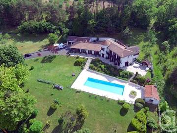 Gîte pour 3 personnes, avec piscine à Razac-sur-l'Isle