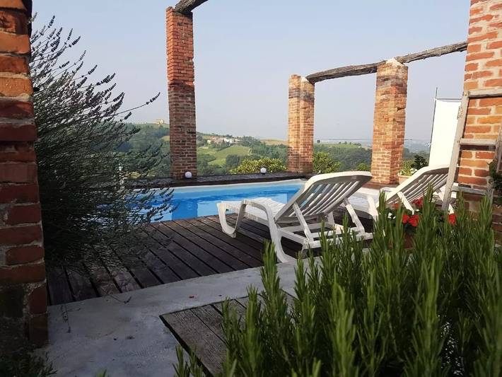 Villa per 12 persone, con Balcone e Terrazza nonché Giardino e Piscina a Dogliani