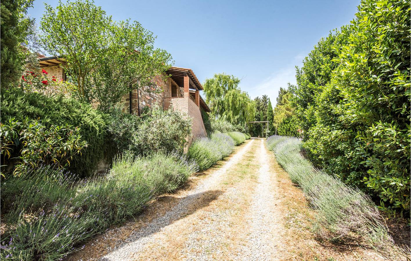 Ganze Ferienwohnung, Ruhige 70m² Wohnung mit Pool & Feuerstelle! in Radicondoli, Siena Provinz