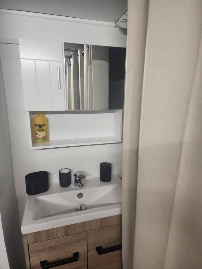 Gîte pour 3 personnes, avec jardin à Mons-en-Barœul - 4