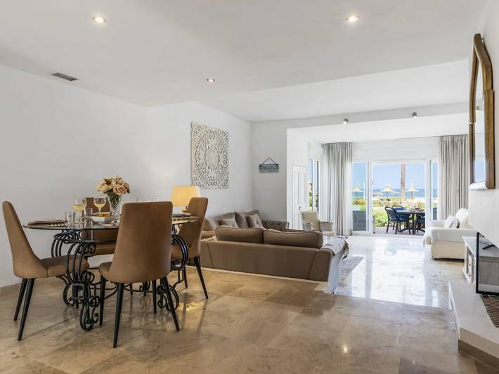 Finca für 7 Personen, mit Garten und Pool in Casares