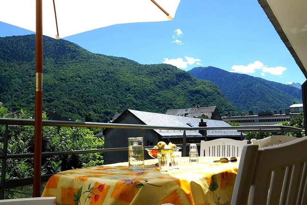 Appartement entier, Luchon Appart 2 pièces 4 pers avec balcon et parking, près centre-ville et thermes in Luchon-Superbagnères, Bagnères-de-Luchon