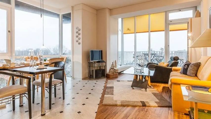 Ferienwohnung für 2 Personen, mit Balkon in Schönhagen