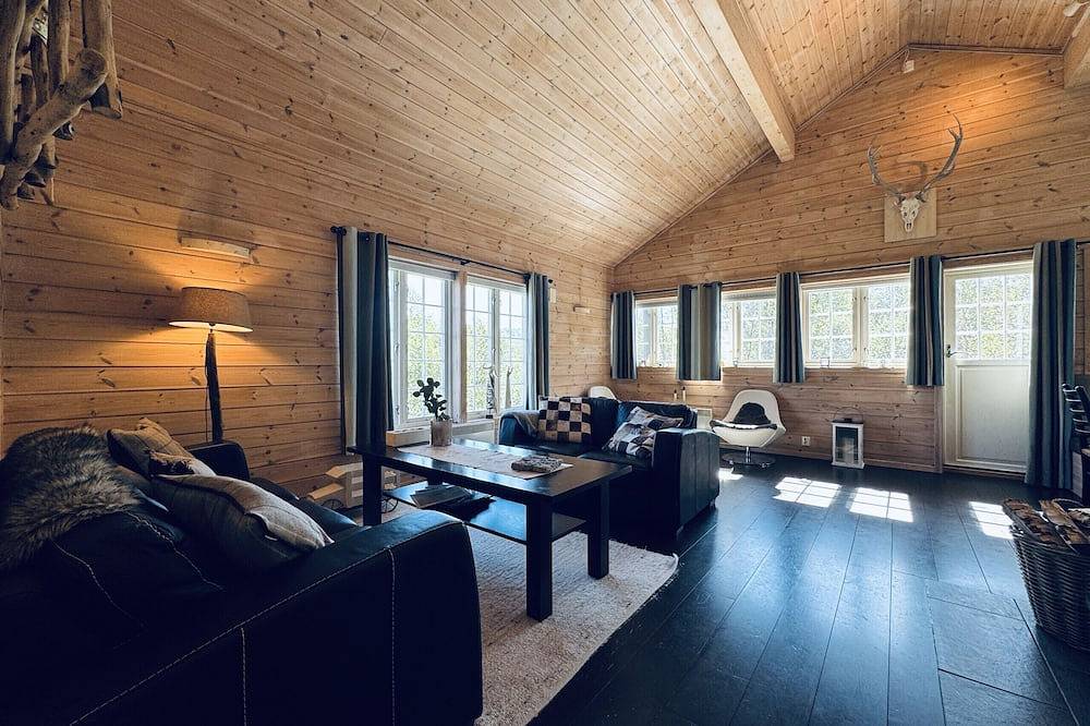 Såballie - Cosy cabin - sunny location! in Hol