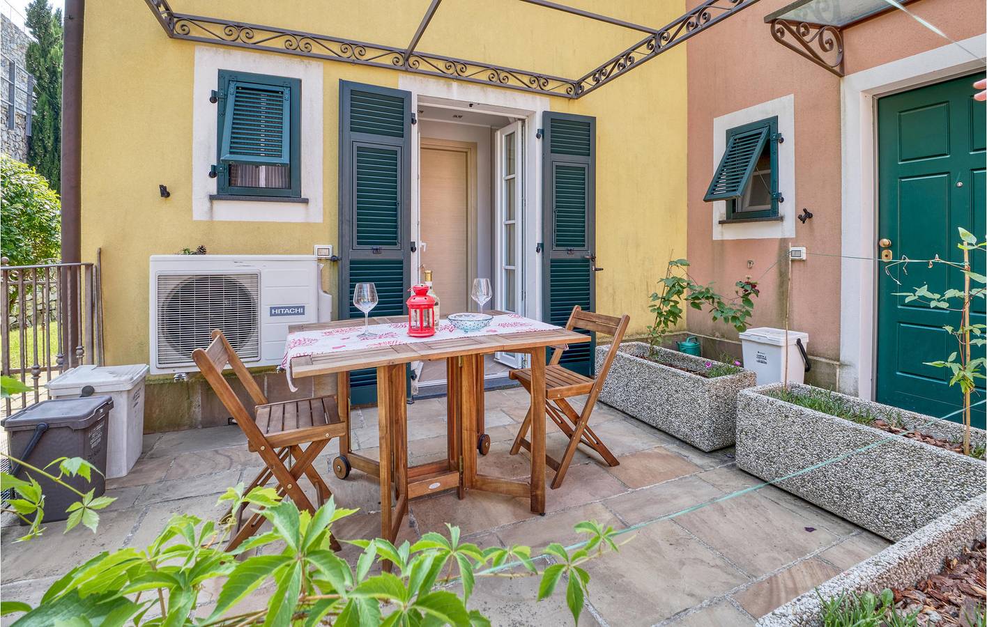 Sea View Rental with Pool, Terrace & Parking. in Magliolo, Ligurian Alps