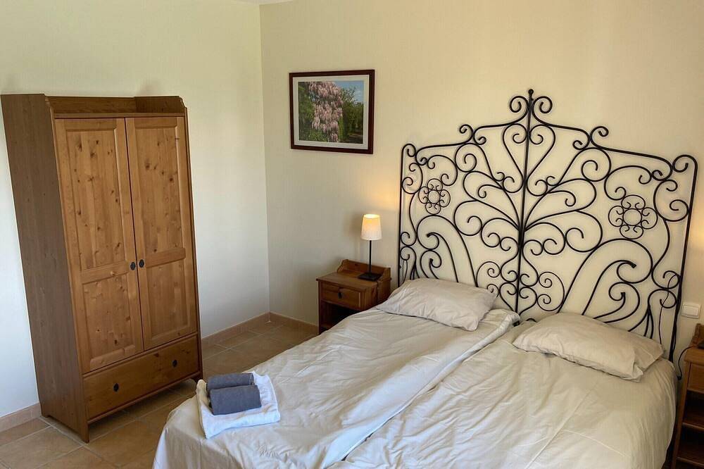Villa confortable avec piscine in Montbrun-des-Corbières, Région de Narbonne