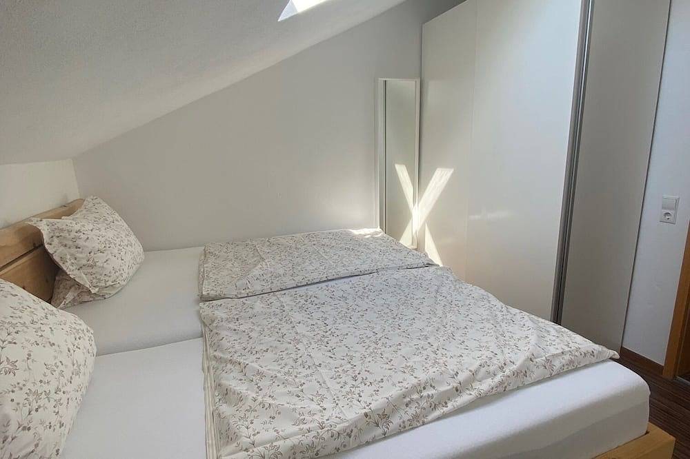 Ganze Wohnung, Schöne Ferienwohnung für 6 Personen Hopferau in Hopferau, Bayerisch Schwaben