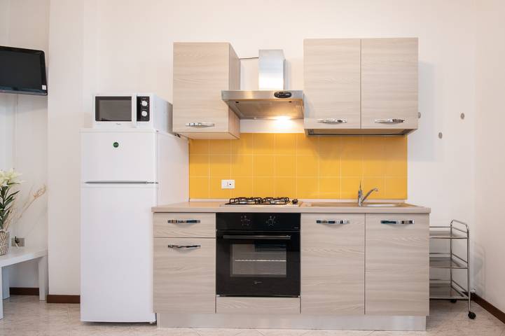 Gîte pour 2 personnes, avec jardin à Sirmione - 2