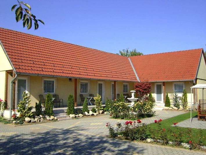 Ferienwohnung für 2 Personen, mit Garten und Terrasse - 1