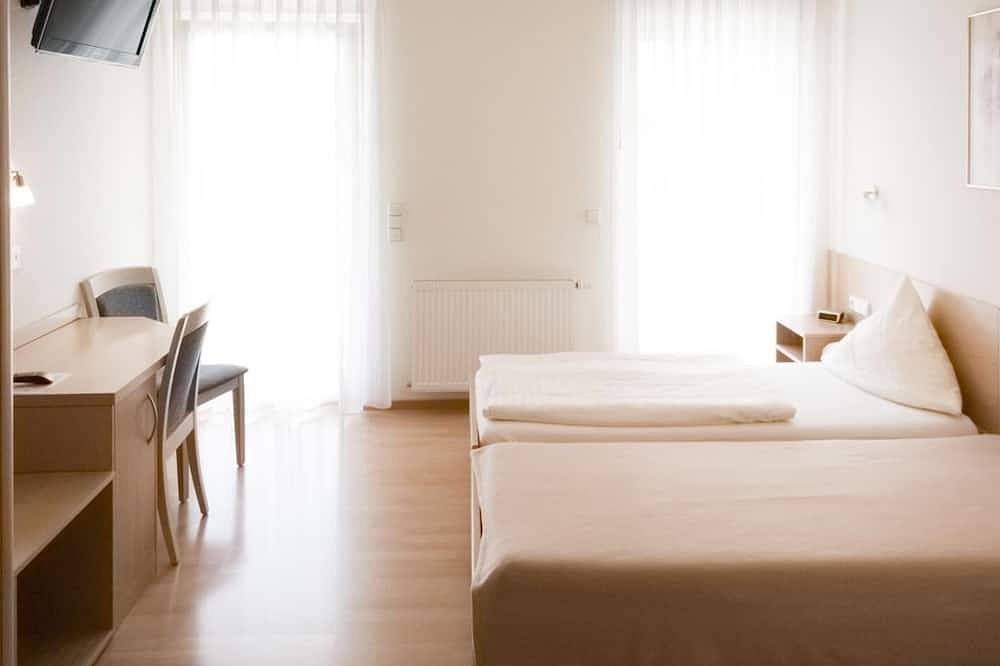 Pension Zum Bahnhof - Doppelzimmer, Dusche, Wc in Landau, Südliche Weinstraße