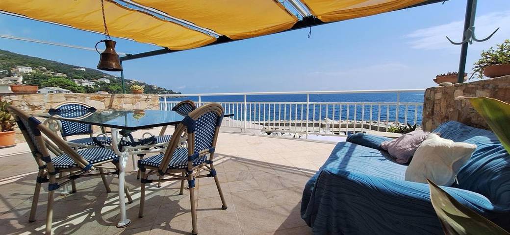 Appartement de vacances pour 4 personnes, avec Balcon ainsi que Terrasse et Vue