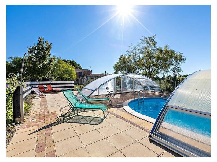 Location de vacances pour 11 personnes, avec piscine ainsi que jardin et terrasse, animaux acceptés à Aspiran - 2