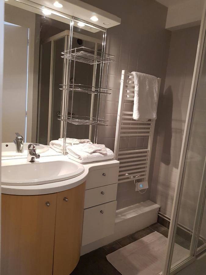 Gîte pour 2 personnes, avec Balcon et Terrasse à Donville-les-Bains - 3