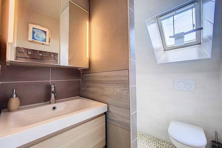 Apartamento entero, Duplex apartment with stunning sea view in Guidel, Côte des Mégalithes