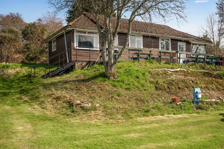 Casa de vacaciones para 3 personas, con vistas al lago además de jardín y terraza en Highlands
