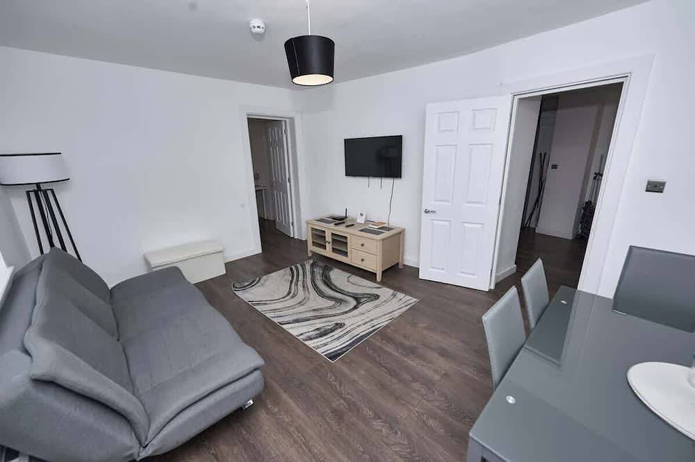 Entire apartment, Apartment in Buckinghamshire with Secured Parking in Aylesbury, Buckinghamshire