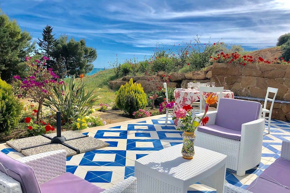 Ganze Wohnung, Narciso Suite 2 + 2-Terrasse & Strand von Klabhouse in Spiaggia Timpi Russi, Sciacca