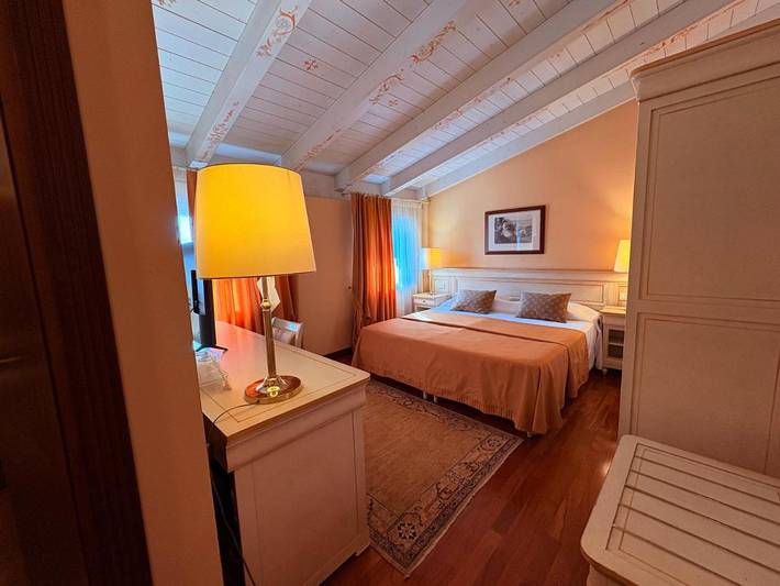 Hôtel pour 3 personnes, avec jardin