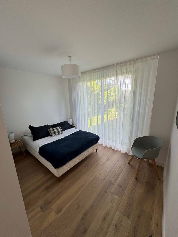 Location de vacances pour 8 personnes, avec balcon et jardin, adapté aux familles à Larmor-Plage - 4