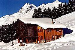 Hütte für 6 Personen, mit Terrasse in Graubünden - 3