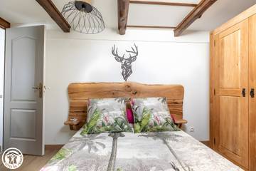 Chambre D’hôte pour 6 Personnes dans Singles (Puy-de-Dôme), Région de Besse-et-Saint-Anastaise, Photo 4