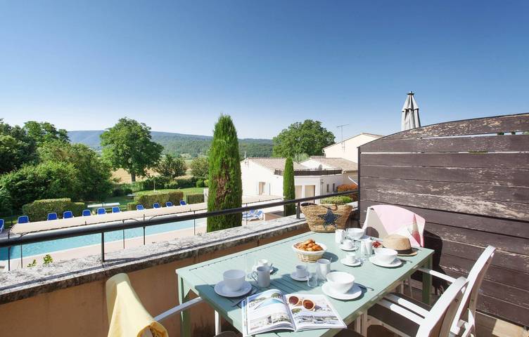 Gîte pour 6 personnes, avec piscine et terrasse, animaux acceptés à Bonnieux - 3
