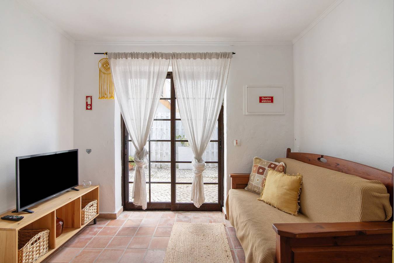 Apartment 'Casa Xarém - Vinhas De Nexe' with Shared Pool, Wi-Fi and Air Conditioning in Conceição e Estoi, Faro