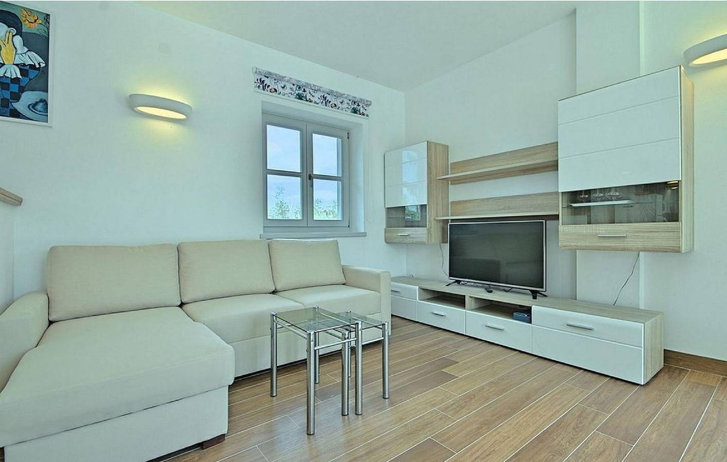 Villa with pool for 2 people and large garden in Centraal Istrië