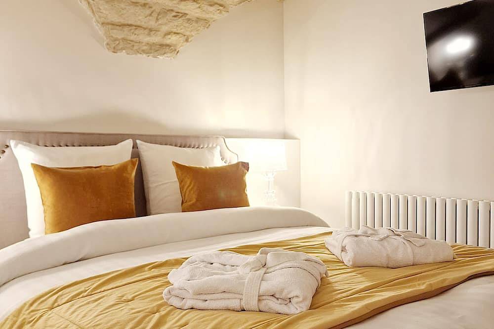 Exceptional suite with jacuzzi and private sauna in Dole (Jura), Jura