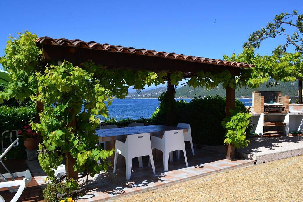 Freistehendes Haus direkt am Strand in Coti-Chiavari, Ajaccio und Umgebung
