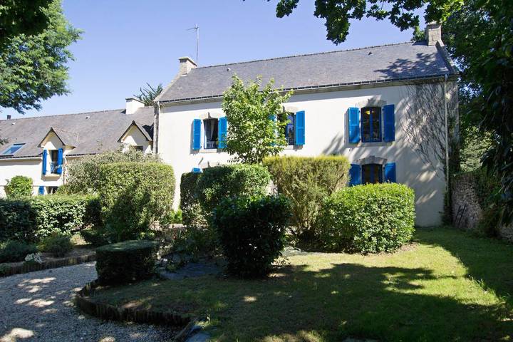 Gîte pour 9 personnes, avec Terrasse et Jardin à Riantec