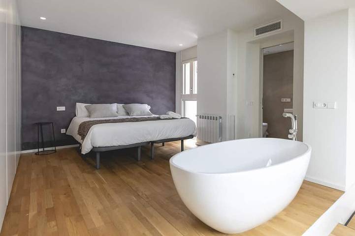 Ganze Wohnung, Bravissimo La Rambla Penthouse, mit Terrasse mit Blick auf die Rambla in Girona, Gironès
