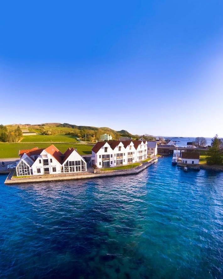 Hotel für 2 Personen, mit Terrasse und Garten, mit Haustier in Rennesøy