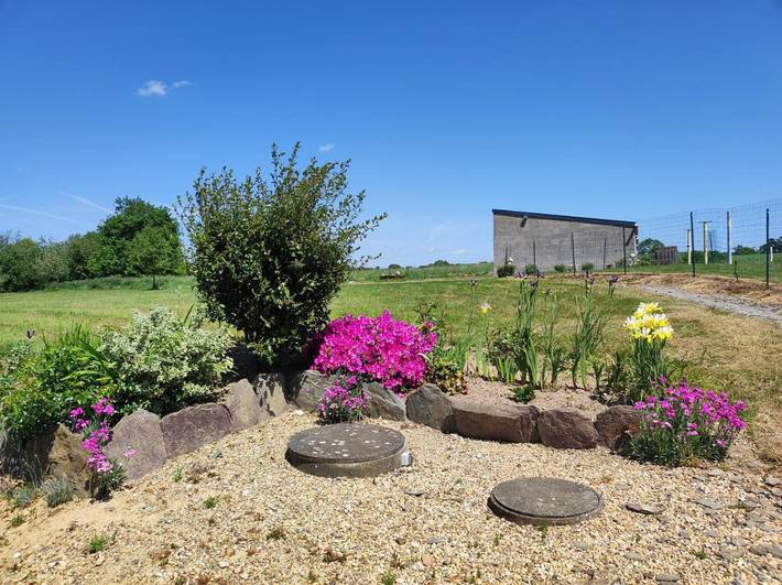 Location de vacances pour 8 personnes, avec jardin ainsi que piscine et jacuzzi à Guer - 3