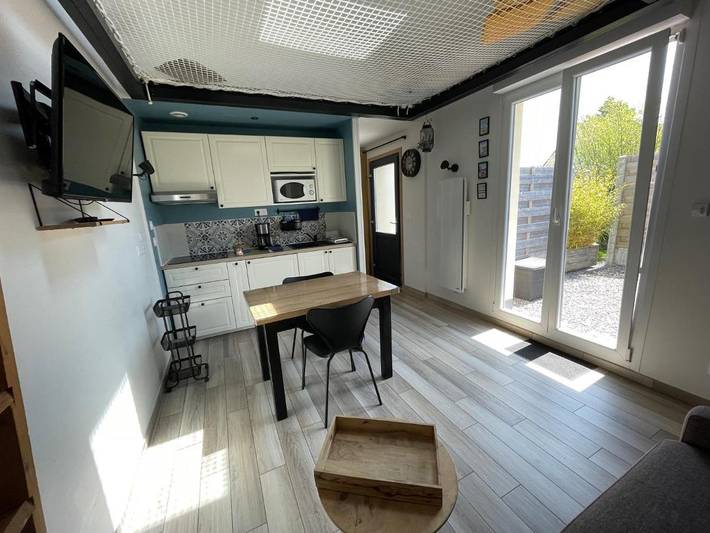 Location de vacances pour 4 personnes, avec Terrasse et Jardin à Verton - 2
