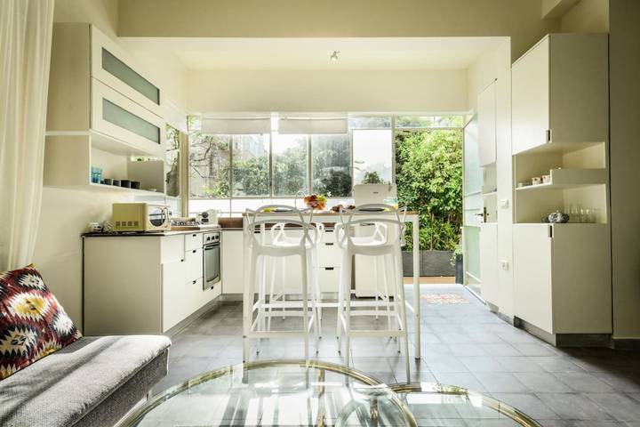 Gîte pour 2 personnes, avec balcon, adapté aux familles à Tel Aviv - 2