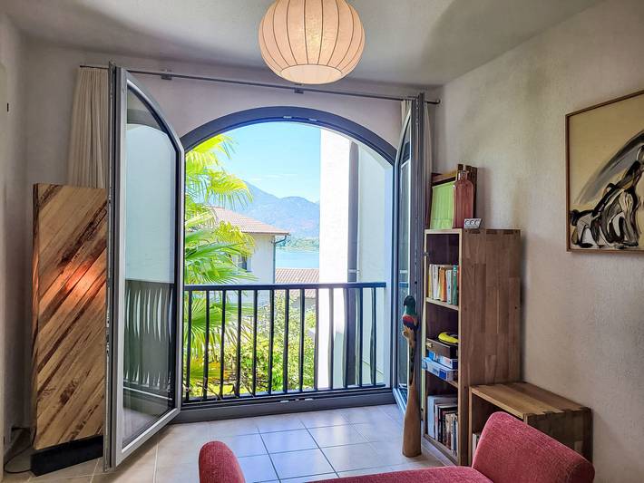 Ferienwohnung für 3 Personen, mit Terrasse und Seeblick sowie Garten in Gambarogno - 2