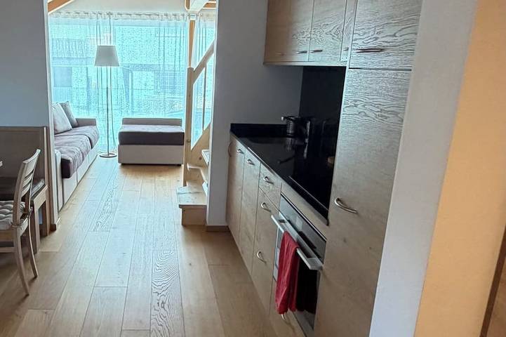 Ganze Wohnung, Alpine Attic Apartment (6 beds), private ski room with ski boot dryer and heater, private parking in Abtei, Dolomiti Superski