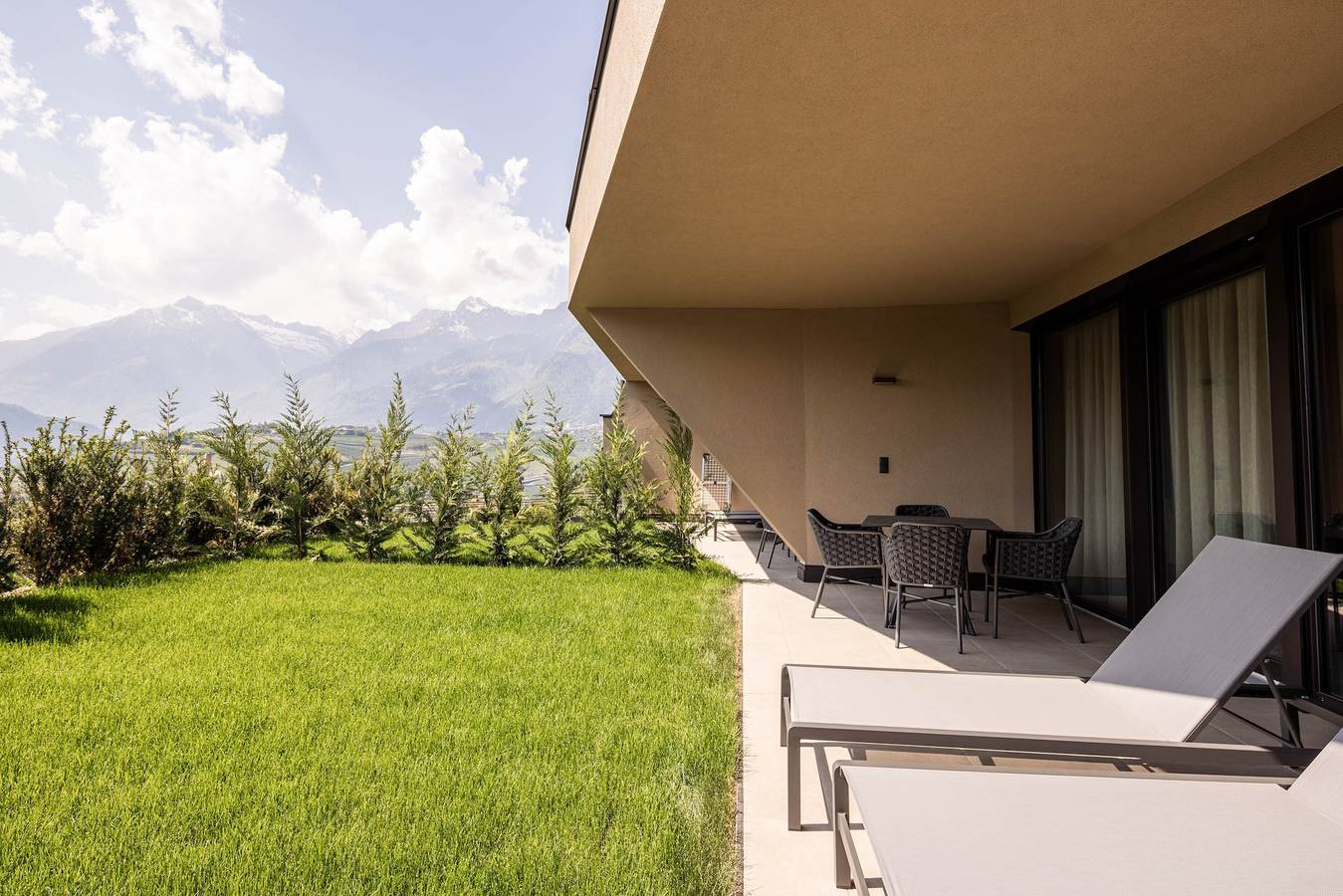 Ganze Wohnung, Apartment 'Oberhaslerhof Floralis' mit Bergblick, Wlan und Klimaanlage in Schenna, Sarntaler Alpen