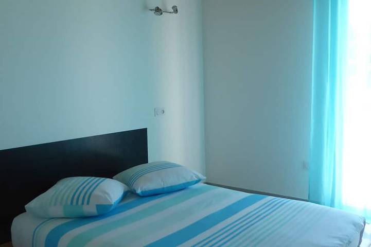 Gîte pour 4 personnes, avec jardin et terrasse à Saintes - 4