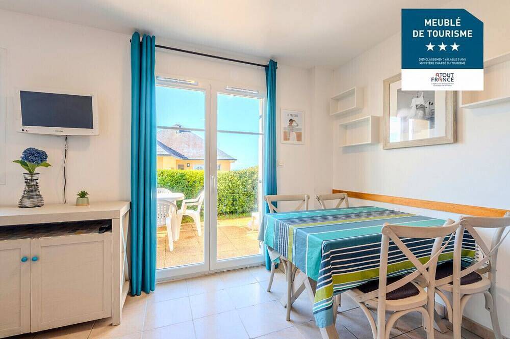 Cottage for 6 pers in a residence with pool in Saint-Nic, Châteaulin und Umgebung