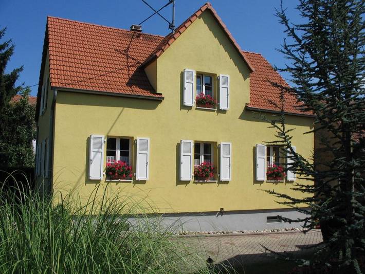 Location de vacances pour 5 personnes, avec vue et jardin à Schwobsheim