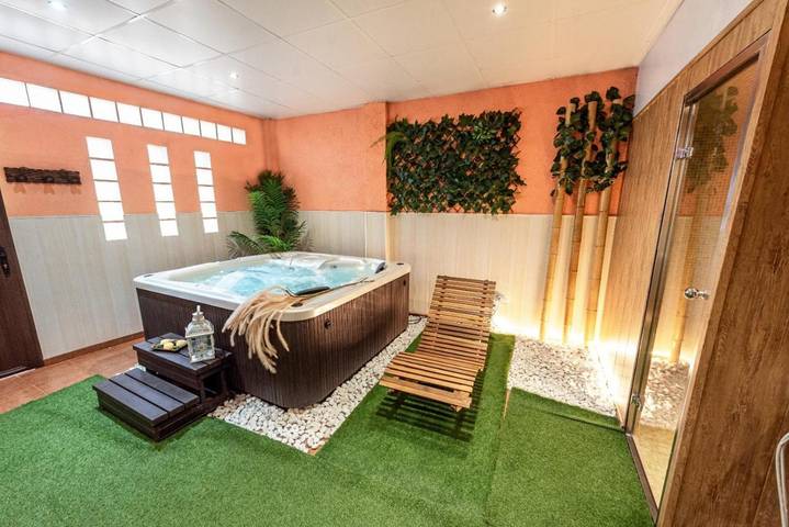 Casa rural para 12 personas, con Balcón y Terraza además de Piscina y Sauna en Cardiel de los Montes - 2