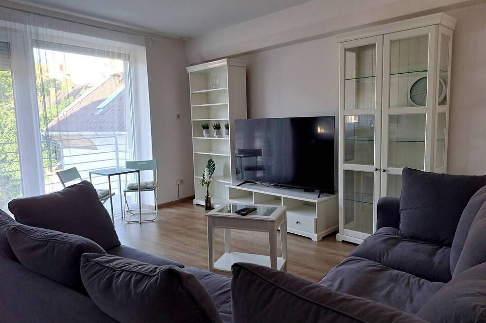 Ganze Wohnung, Eden Apartment mit kostenlosem Parkplatz in Ketschkemet, Kecskeméti járás