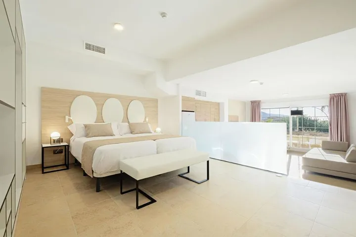 Apartamento de vacaciones para 2 personas, con piscina además de vistas y jardín, Se admiten mascotas - 1